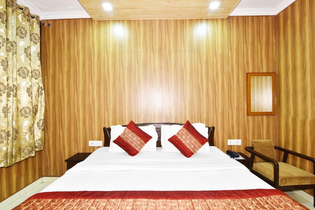 أمريتسار Hotel B-Comfort المظهر الخارجي الصورة