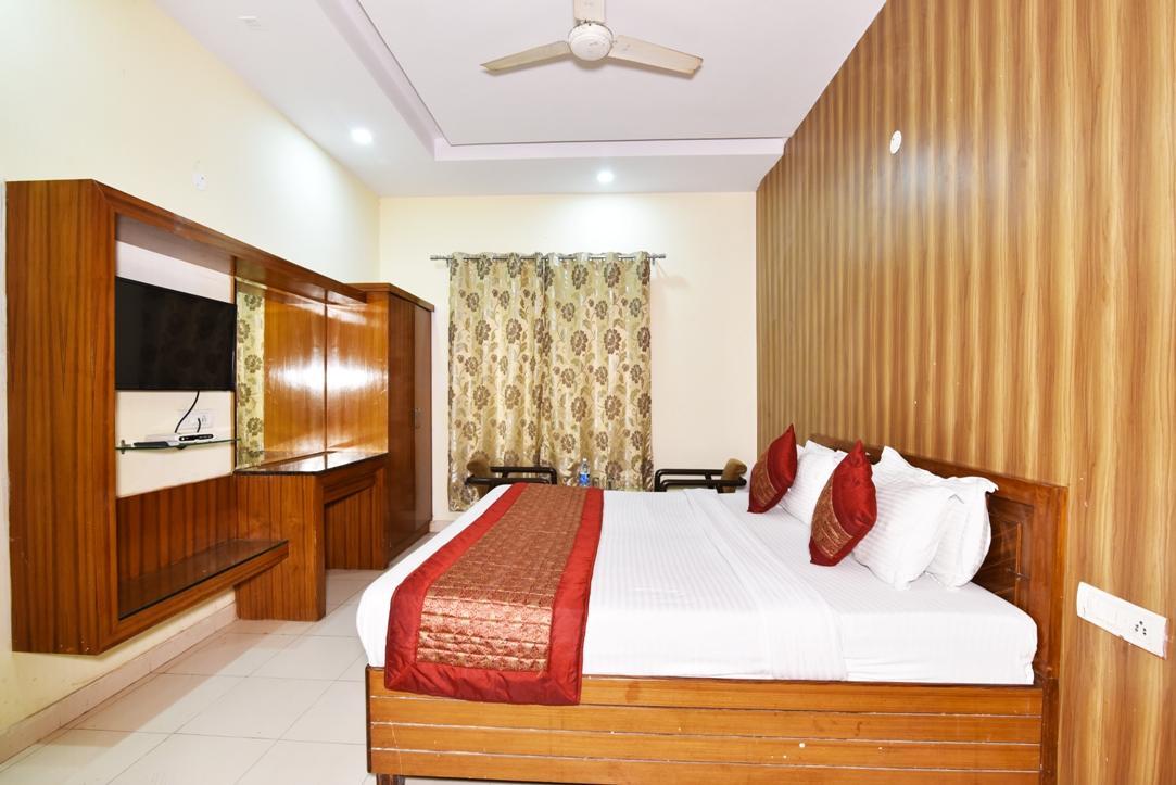 أمريتسار Hotel B-Comfort المظهر الخارجي الصورة
