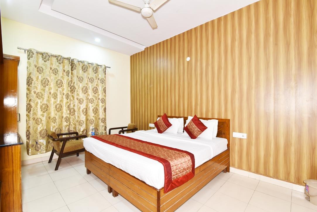 أمريتسار Hotel B-Comfort المظهر الخارجي الصورة