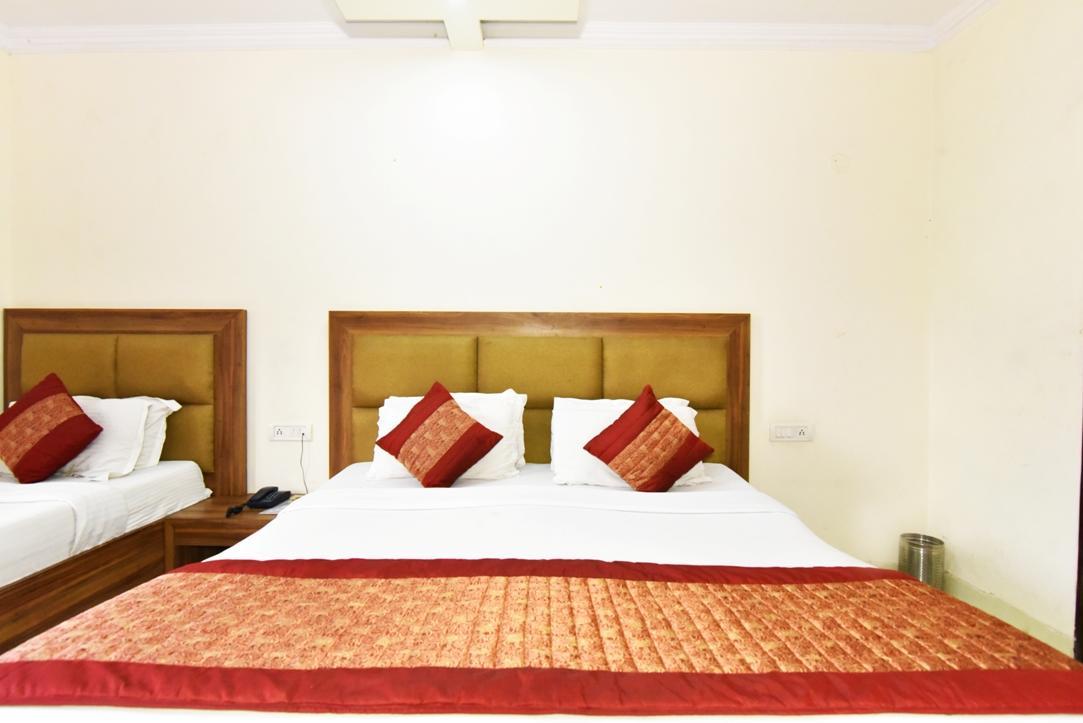 أمريتسار Hotel B-Comfort المظهر الخارجي الصورة